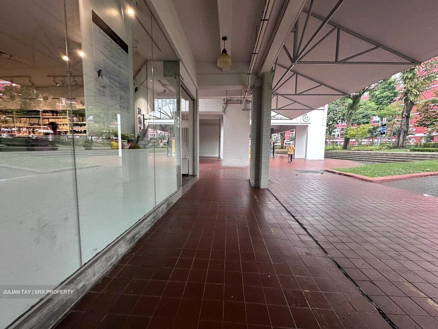 Hougang Street 21 (D19), Shop House #457366941